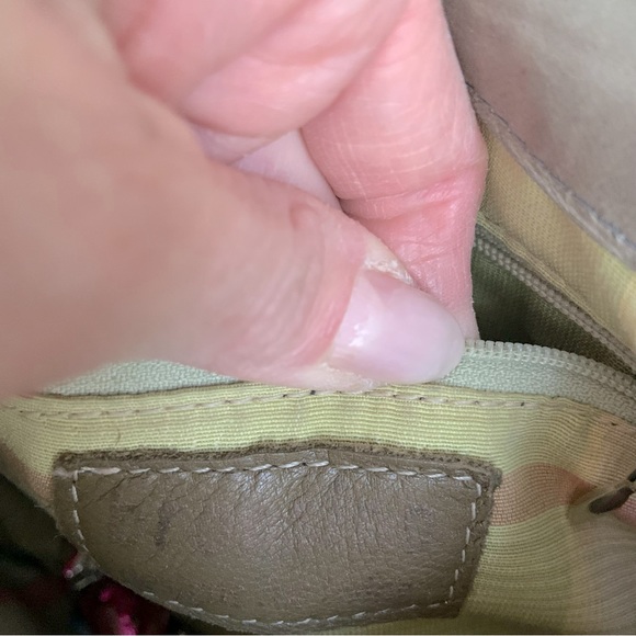 Unbranded, distressed grey genuine leather bag in XS - Picture 9 of 16